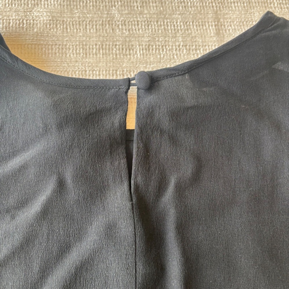 Vintage Silk Land Black 100% Pure Silk Short Sleeve Blouse Pleated Cutout Neck - Picture 4 of 9